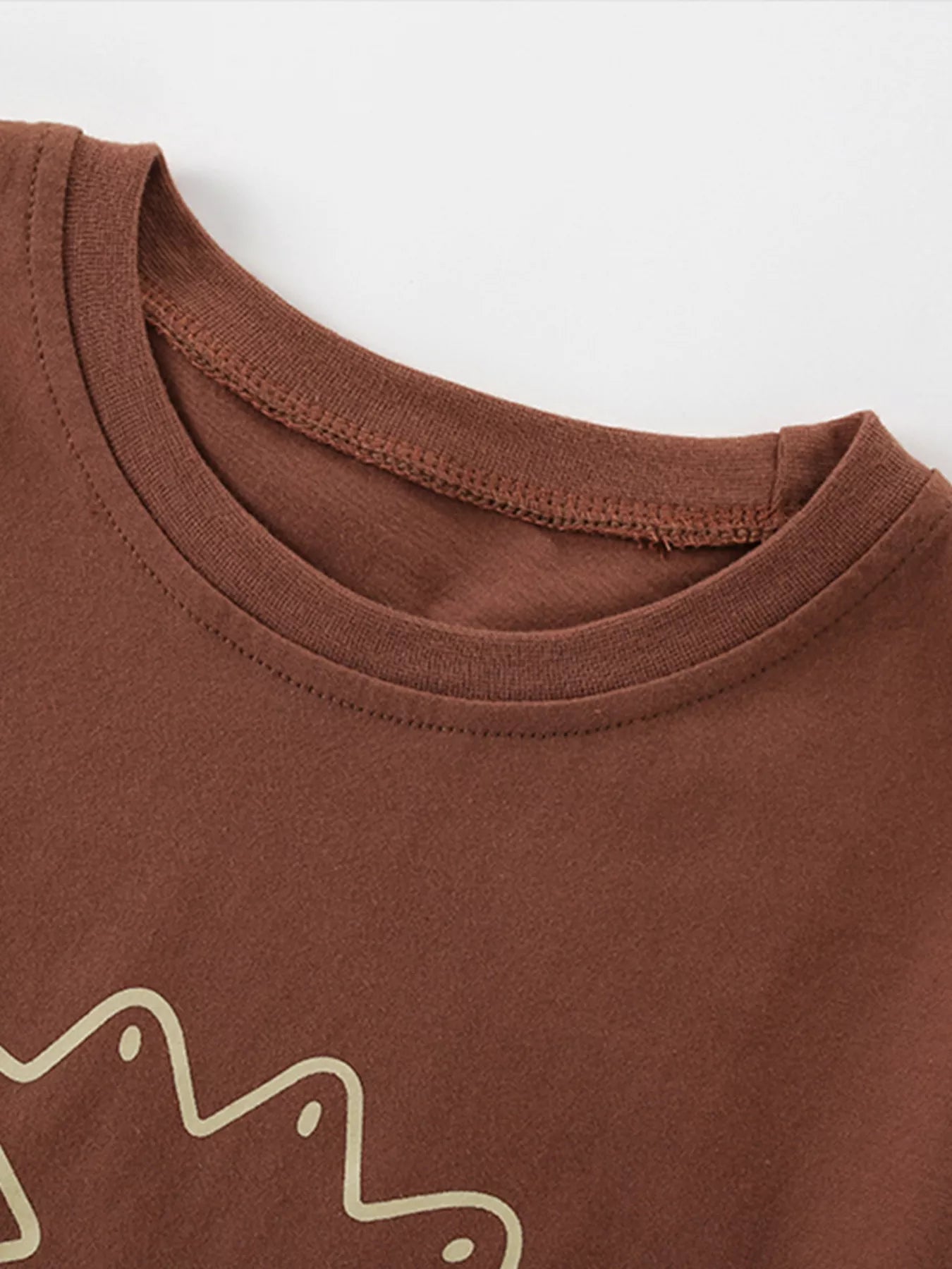 Kids Lion T-Shirt – Soft Cotton Cartoon Graphic Tee for Boys & Girls (Burgundy)